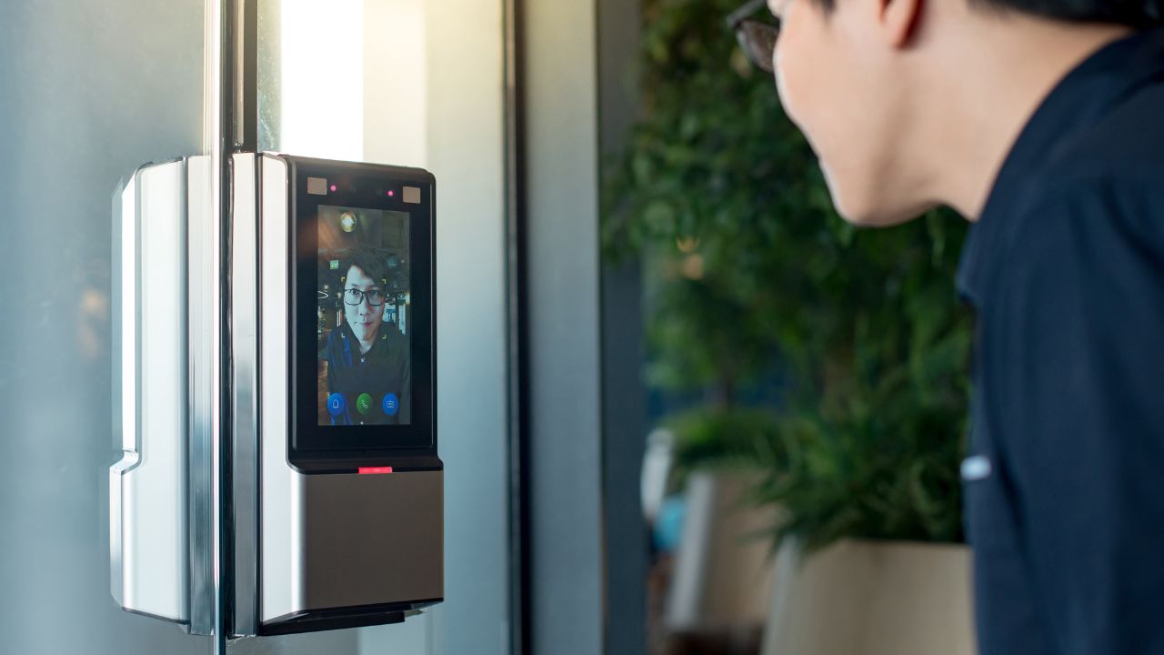 The Benefits of Investing in Face Recognition Door Locks